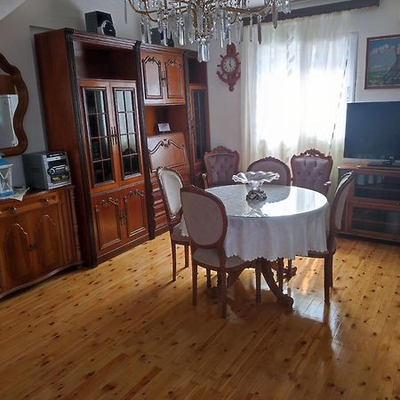 villa hospitality Nikiana Esterno foto